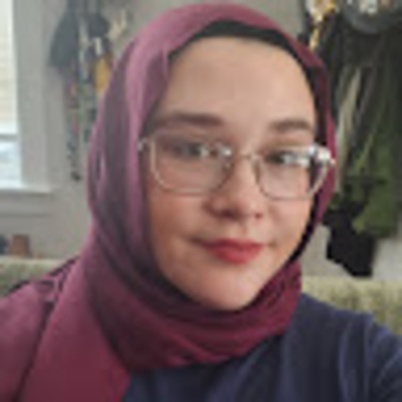 Meet your Posher, Sarah - Picture 1 of 1